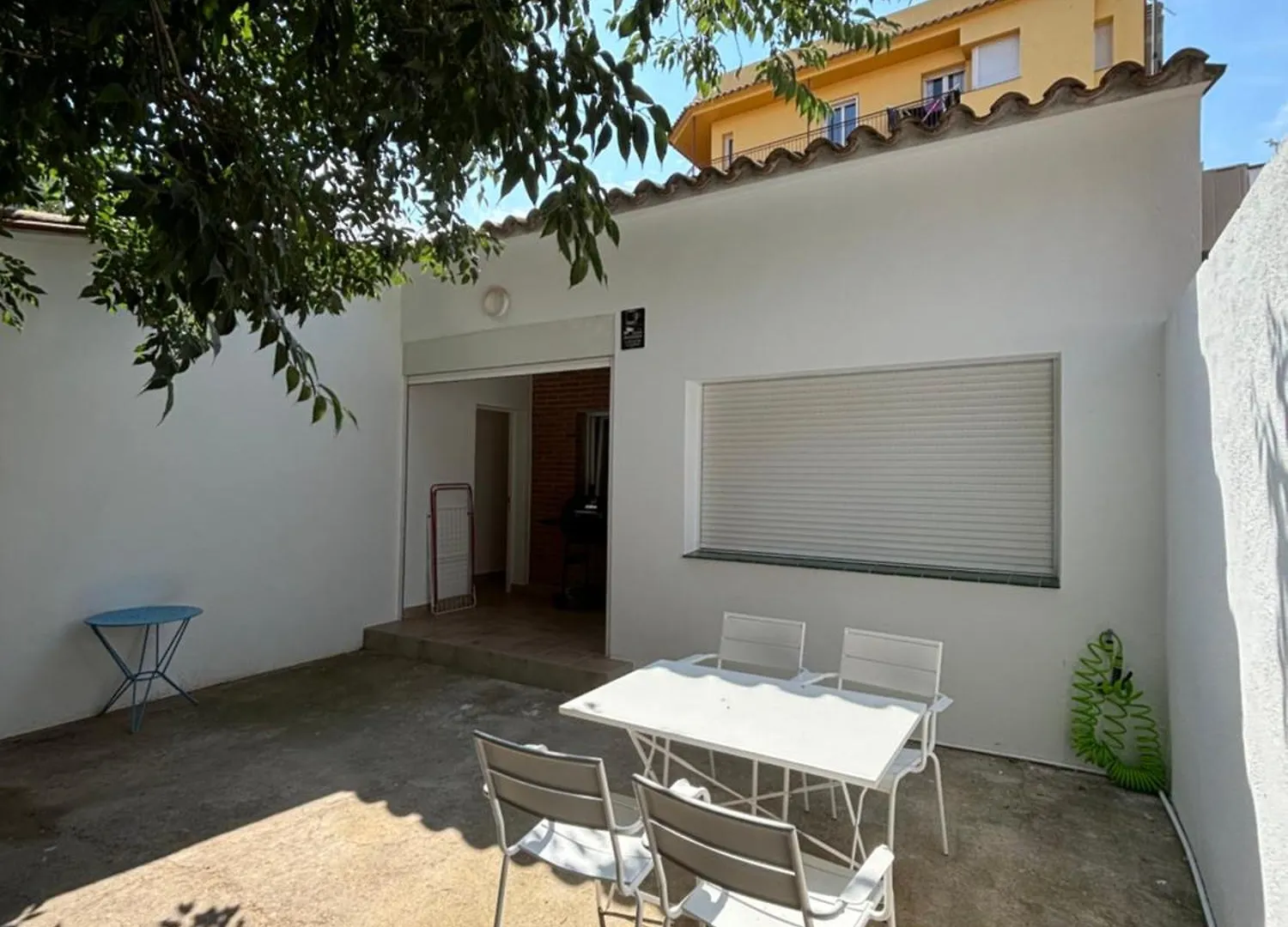 Hostal Rom Familiar Roses 2*,